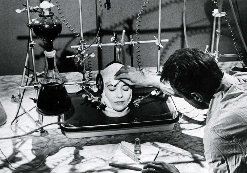 Ciclo de Cine - The Brain that Wouldn't Die